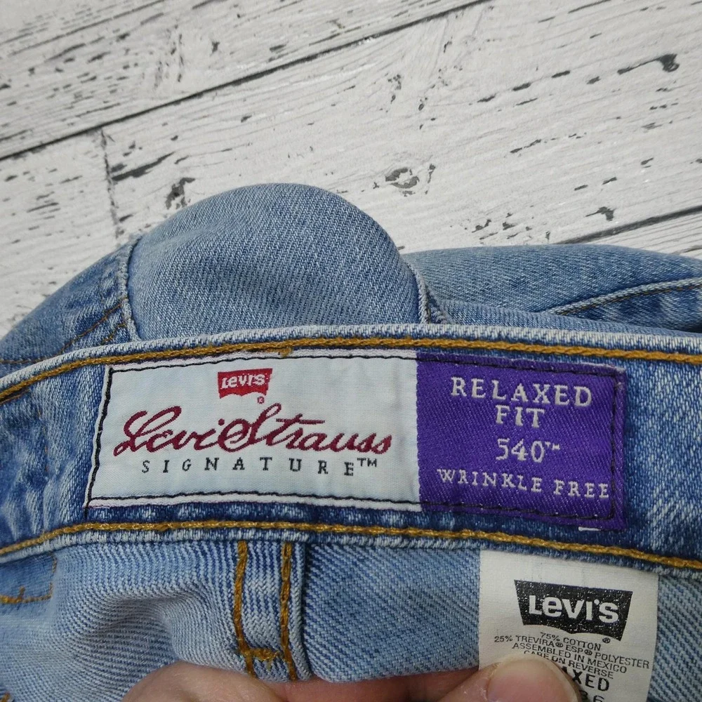 Levis brand levi